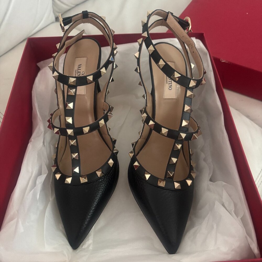 Valentino Garavani Heels - Picture 5 of 9